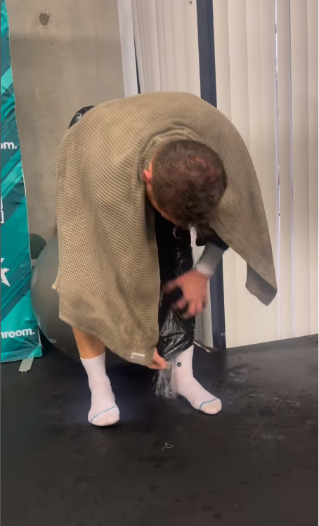 Canelo releases buckets of sweat from his sauna suit, as he comes down in weight ahead of his trilogy fight with Gennady Golovkin