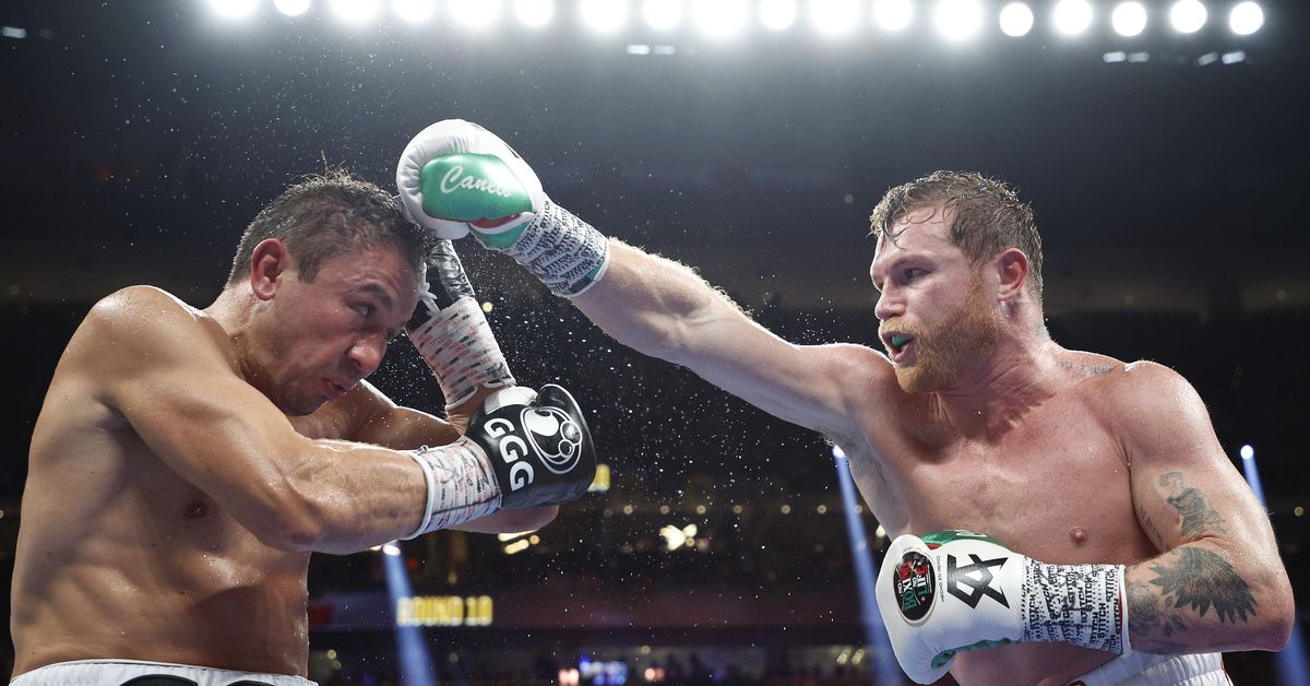 Canelo Alvarez wins surprisingly close decision in Gennadiy Golovkin trilogy finale