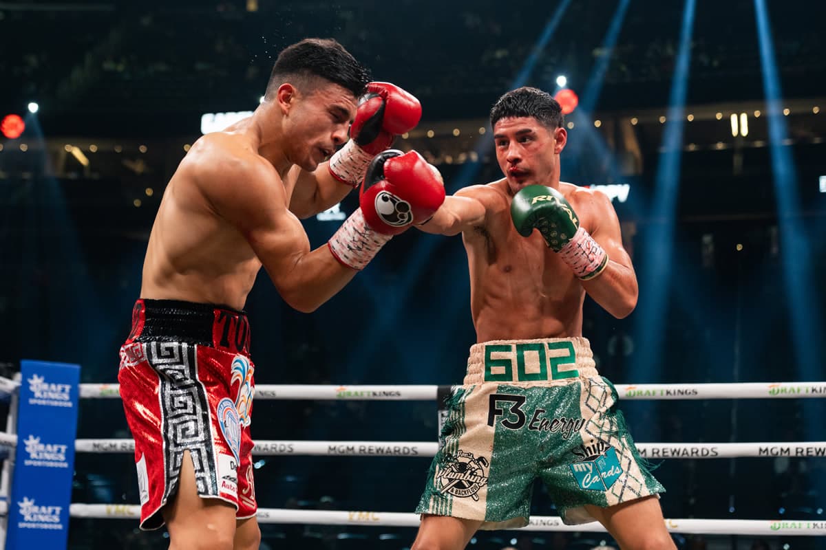Elijah Garcia drops & stops Jose Armando Resendiz in eighth round